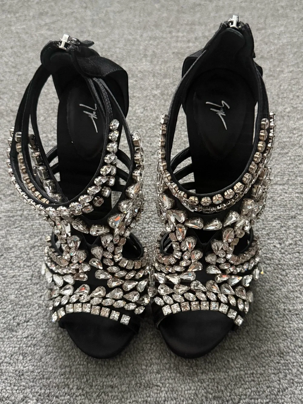 Giuseppe Zanotti Black Crystal Embellished Strappy Sandals